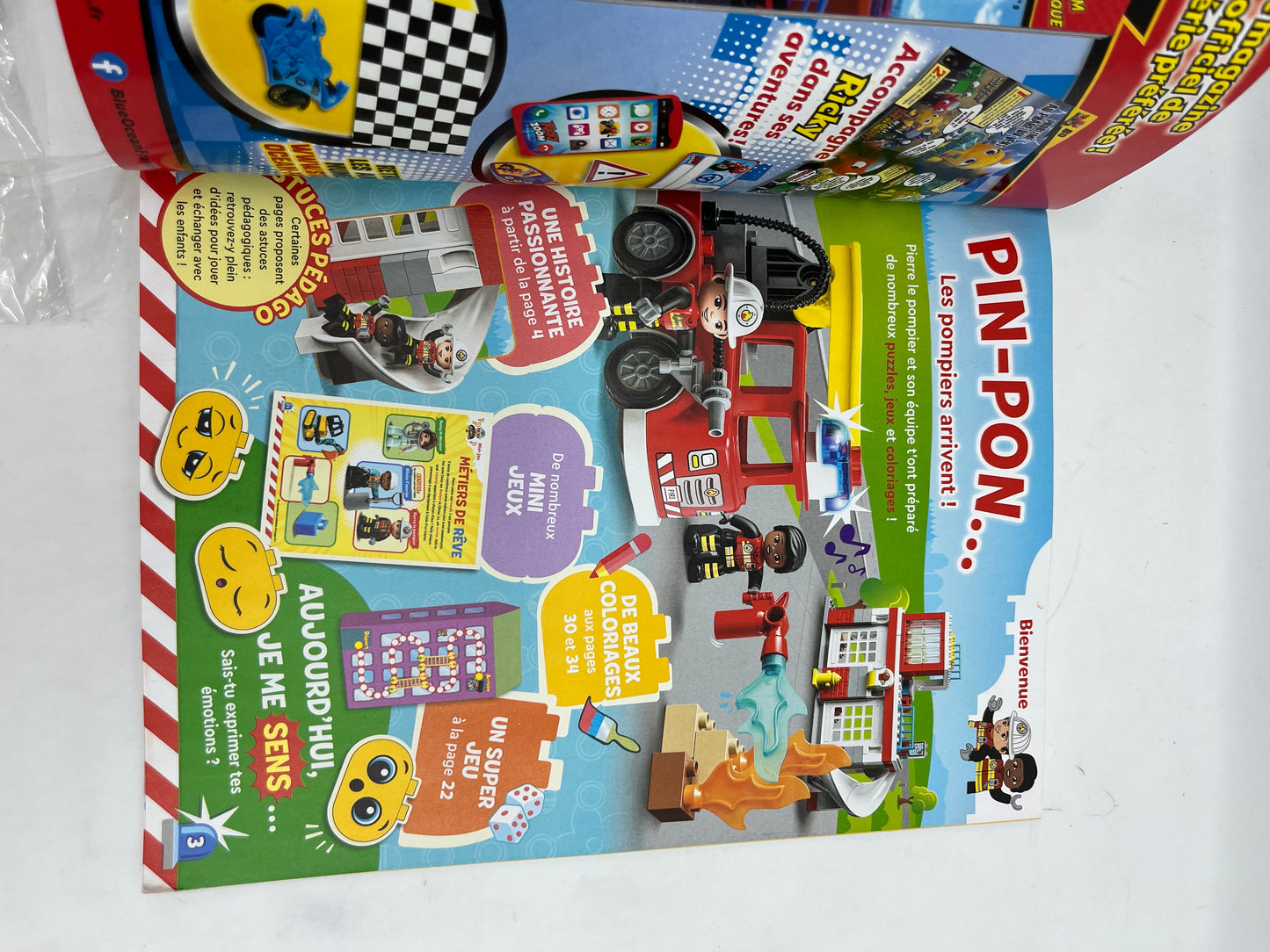 livre d’activité Magazine Lego Duplo  avec sa mini figurine Pompier Neuf !