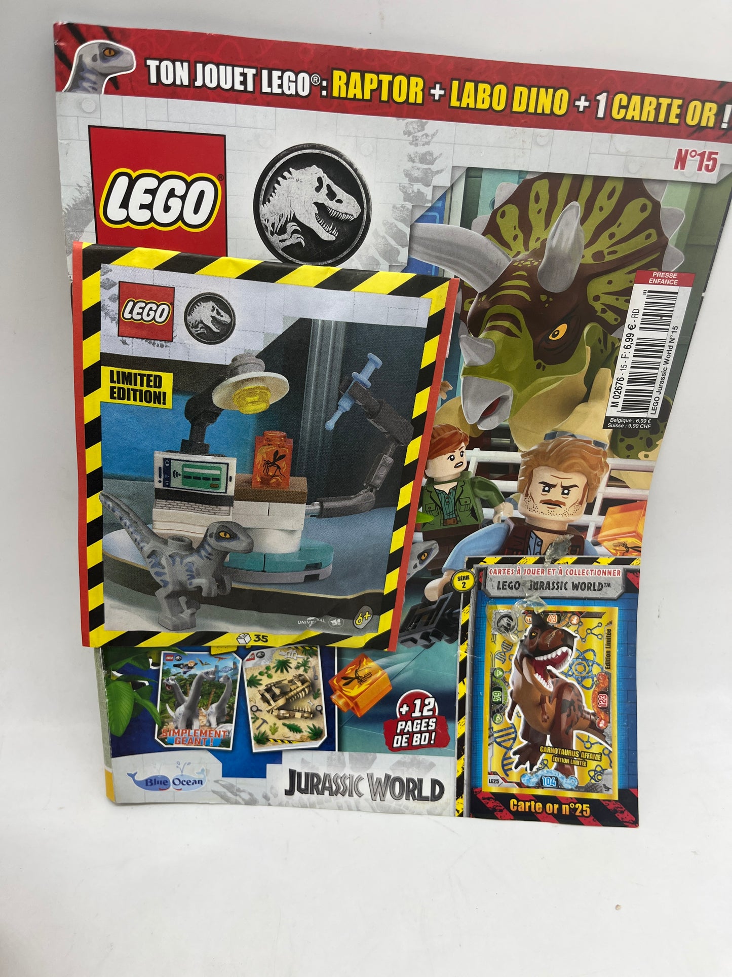 livre d’activité Magazine Lego Jurassic World avec sa mini figurine  Raptor Numéro 11 plus neuf sous blister