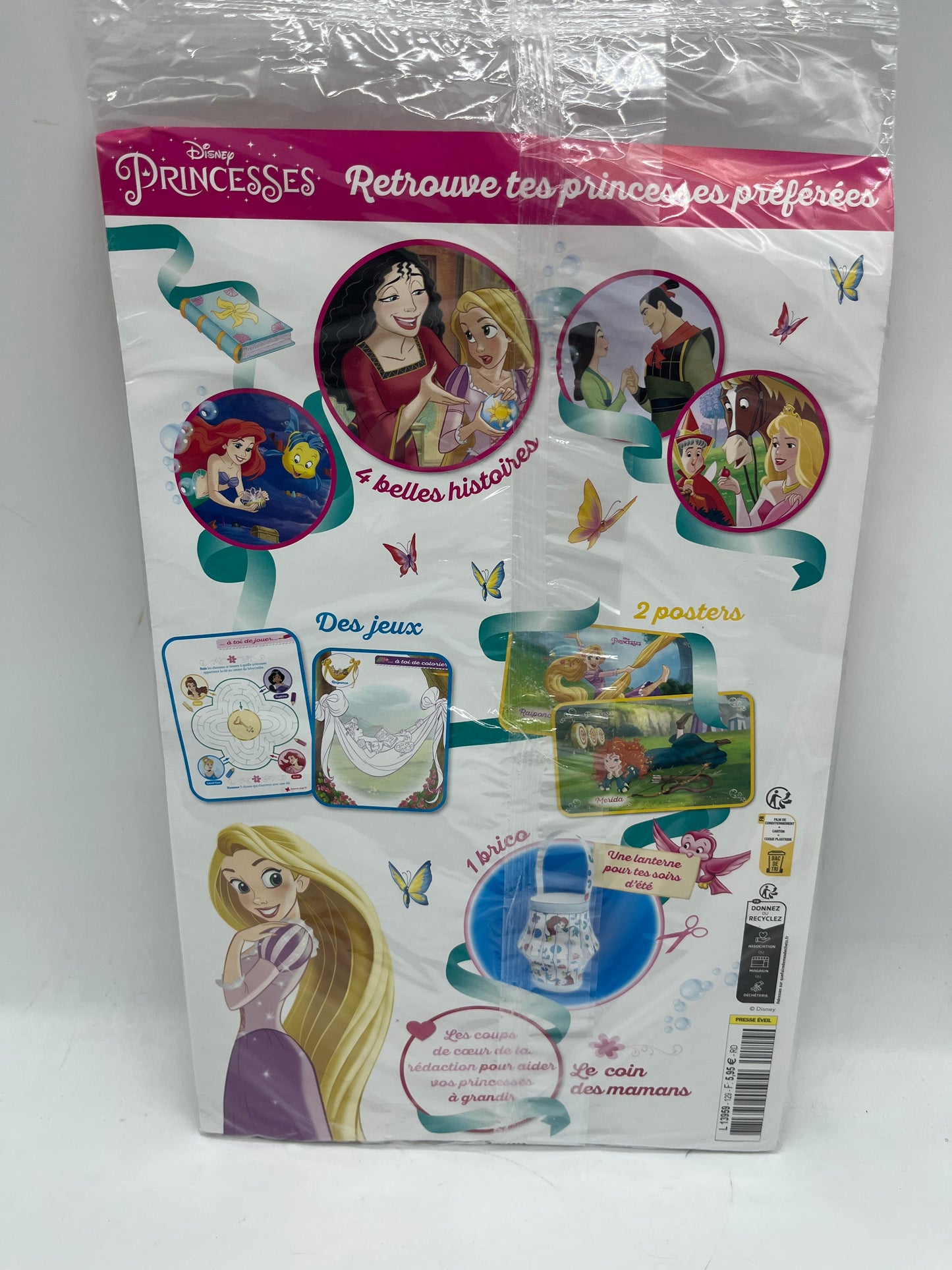 Livre d’activité magazines princesses numéro 129 disney avec son kit Habille tes princesses  Neuf