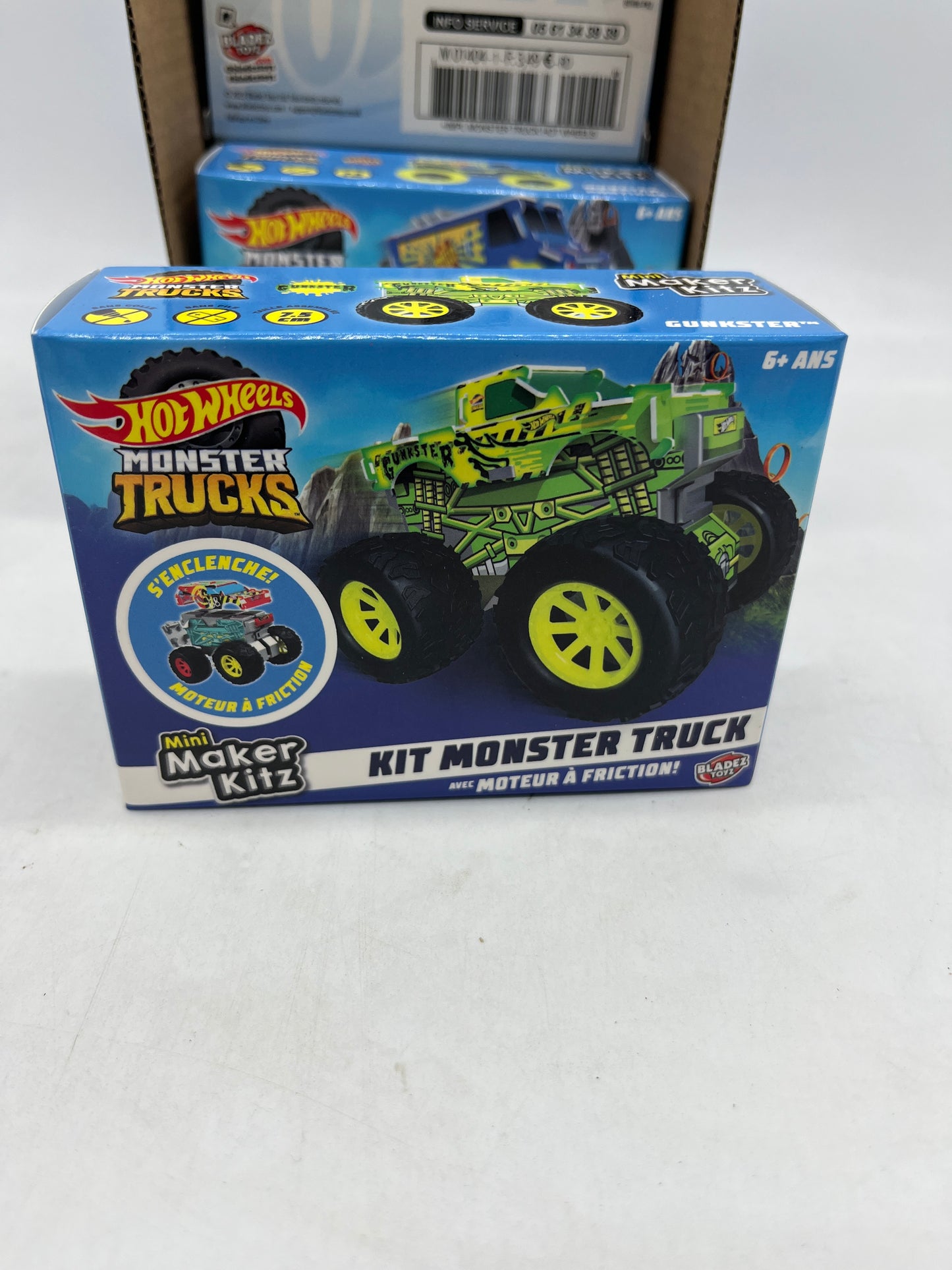 Lot de 2 voitures camion Monster Trucks HOT WHEELS à monter mini maker’s kits avec moteur à friction Neuf