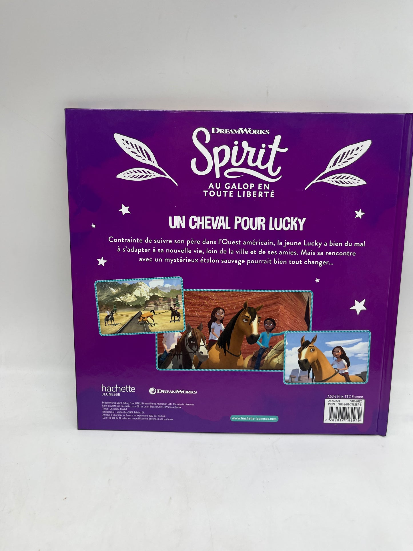 Livre histoire Disney Spirit l’indomptable Un cheval pour Lucky Neuf chevaux