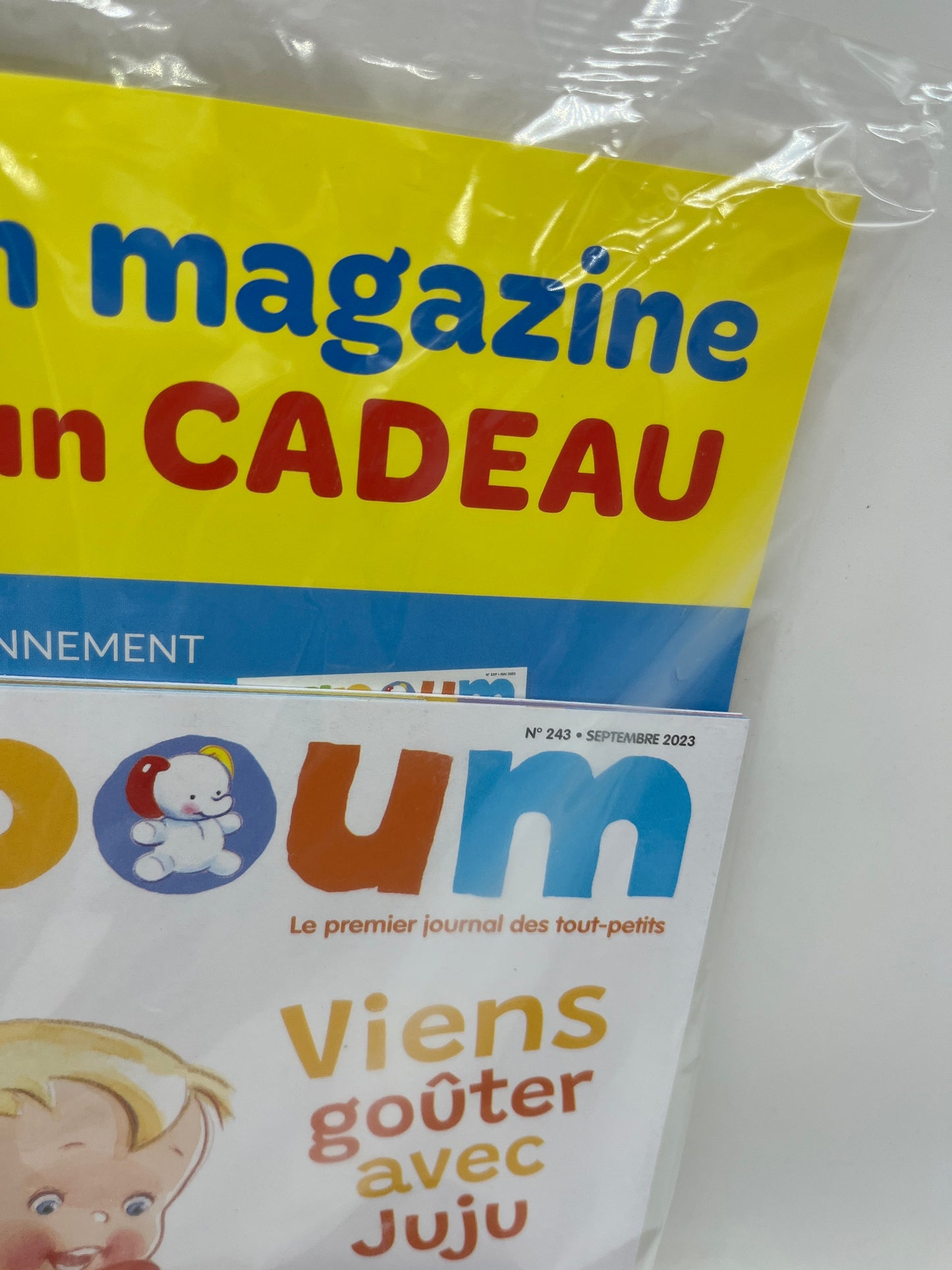 livre d’activité Magazine Papoum avec ses crayons de couleurs ergonomique neuf sous blister!