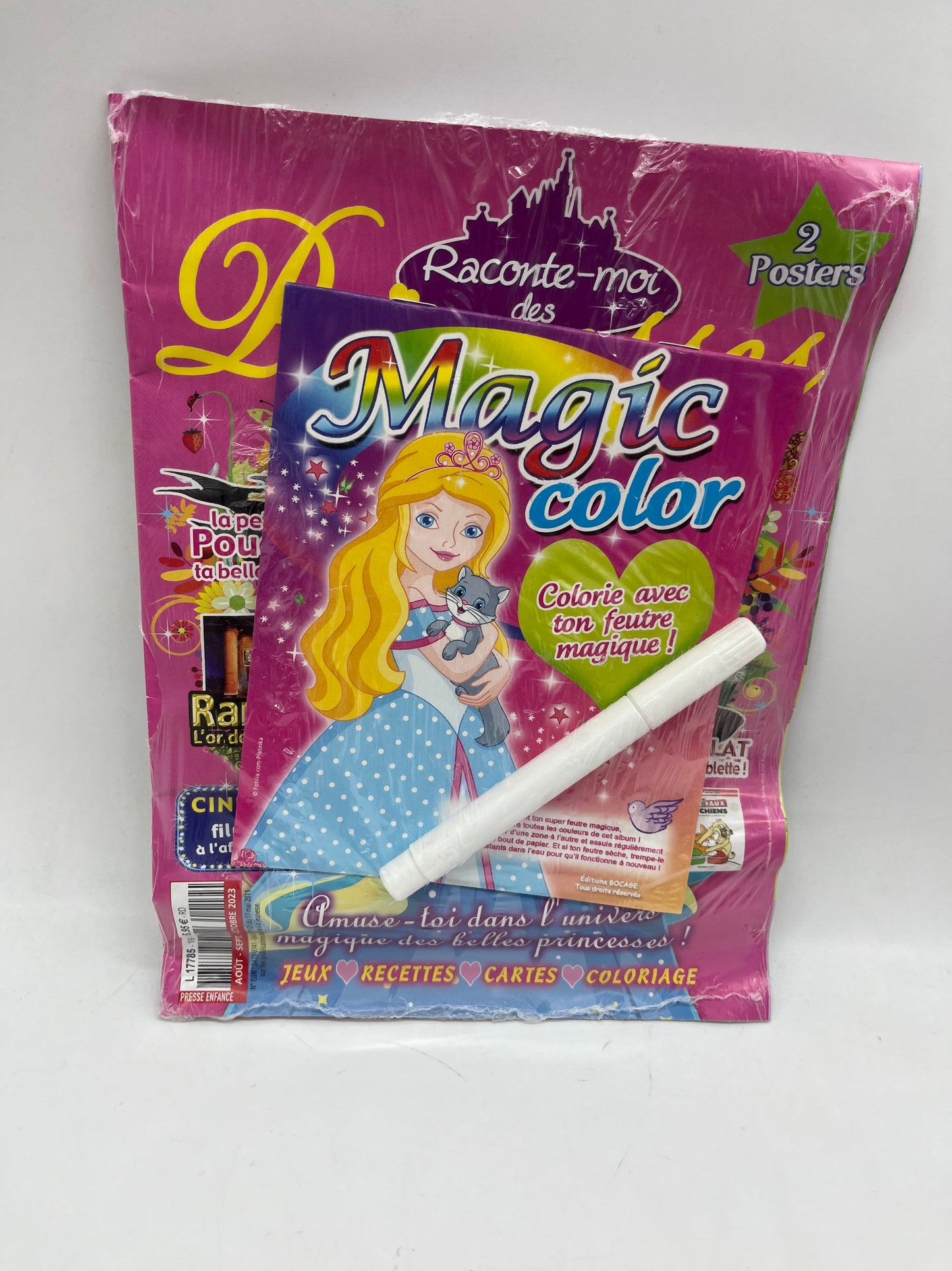 livre d’activité Magazine Princesse avec Coloriage Magic color avec son feutre Neuf !