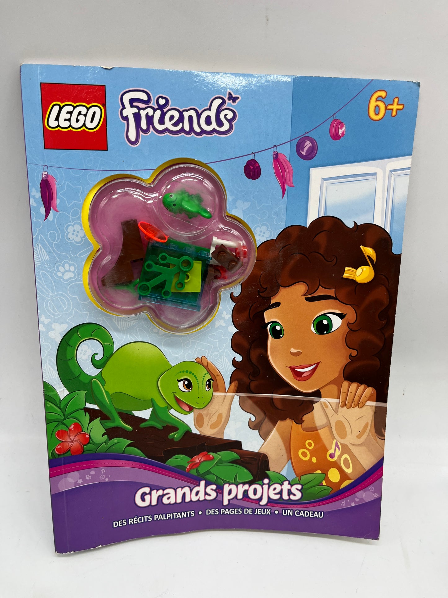 livre d’activité Magazine Lego Friends Grand projets avec sa construction Neuf !