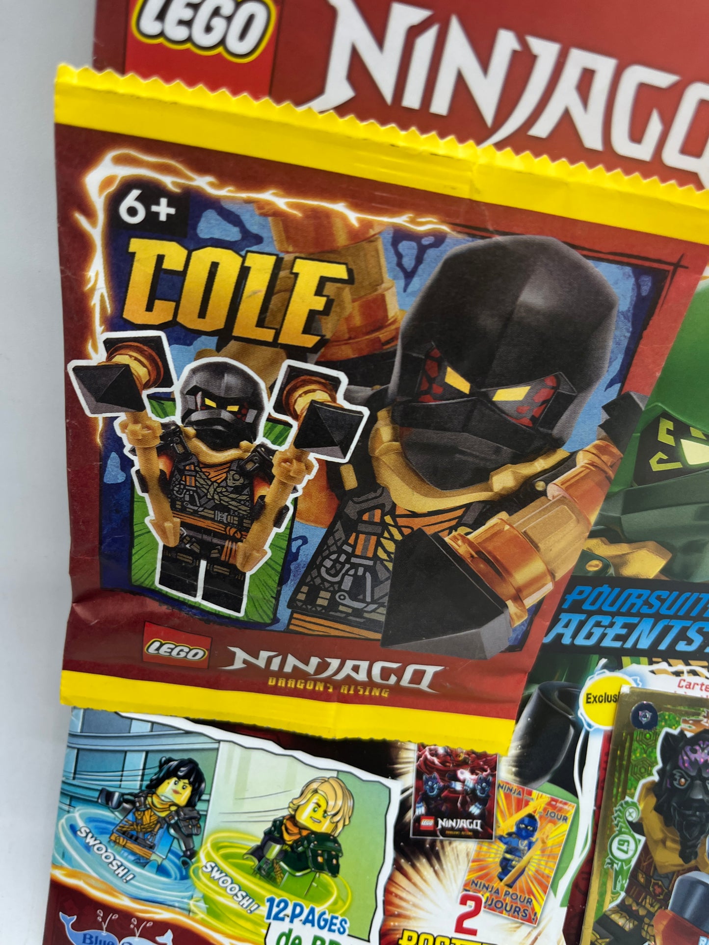 Livre d’activité Magazine Lego Ninjago  avec sa mini figurine Cole Neuf !