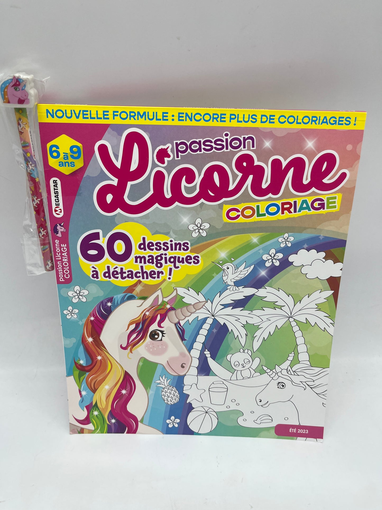 Livre d’activité Magazine Passion Licorne spécial coloriage avec son crayon Neuf
