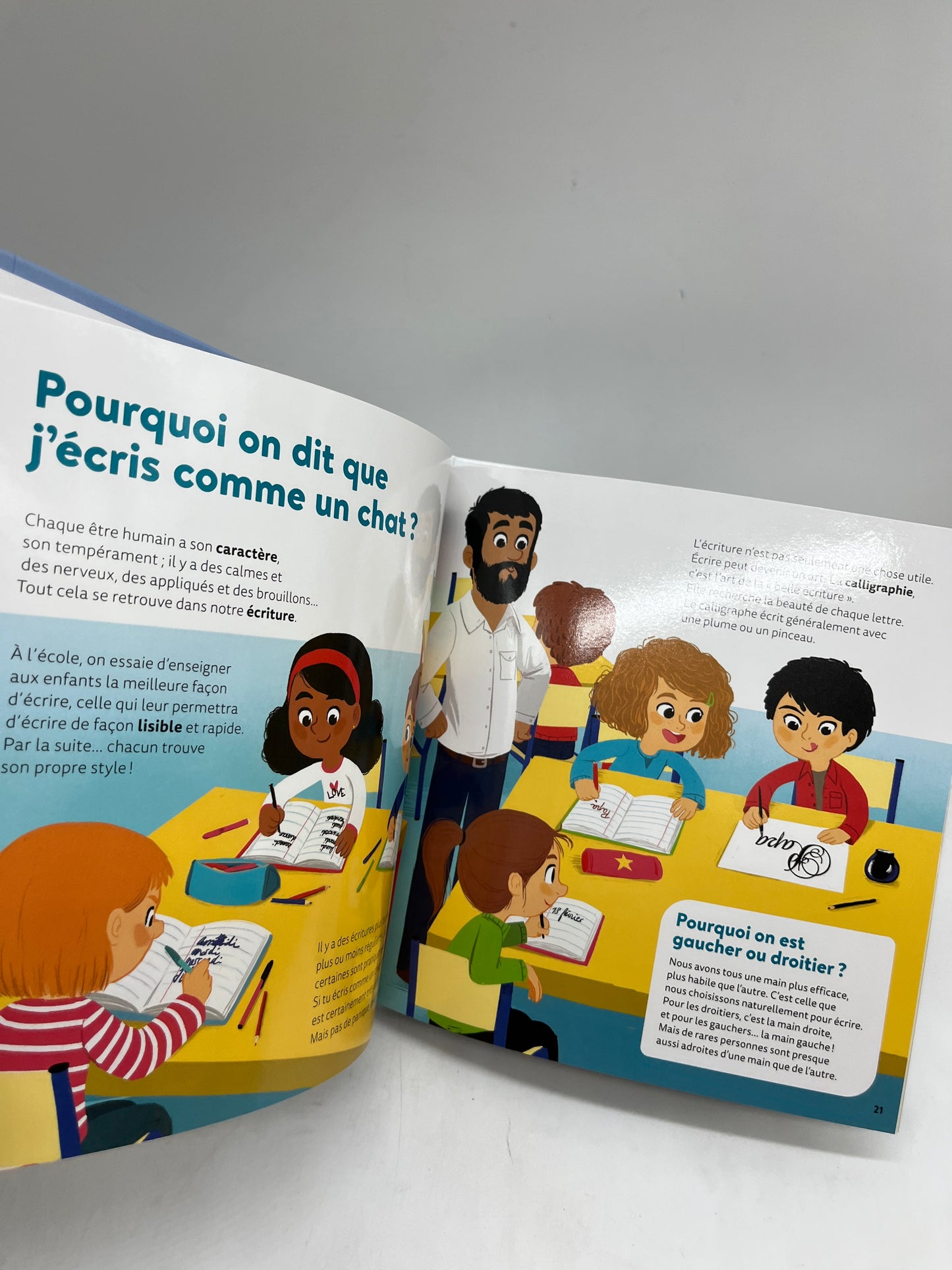 Livre histoire Mes questions  thème lire et écrire à partir de 7 ans Neuf