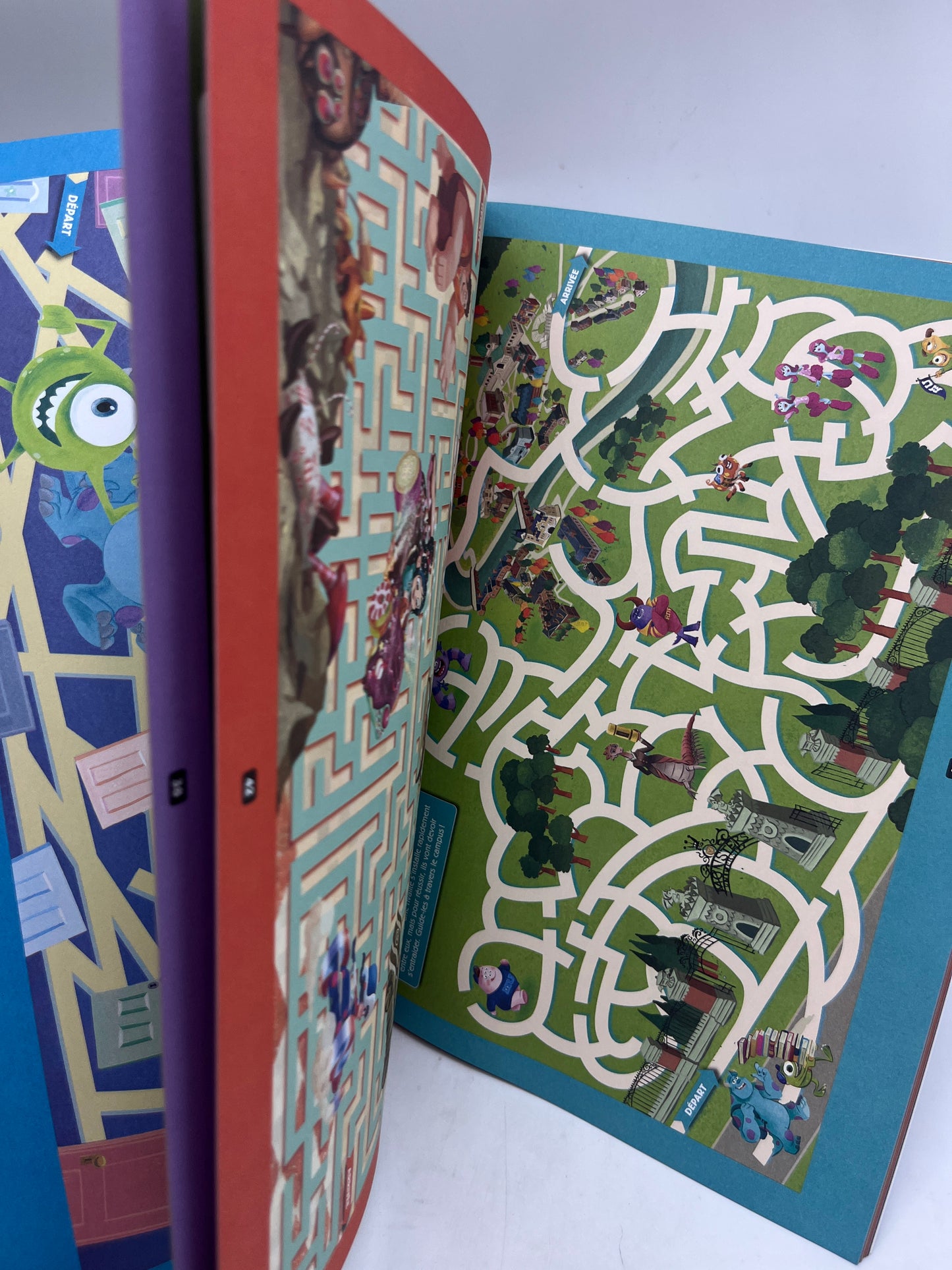 Livre d’activités Les Grands  Labyrinthes Disney éditions 100 ans Neuf