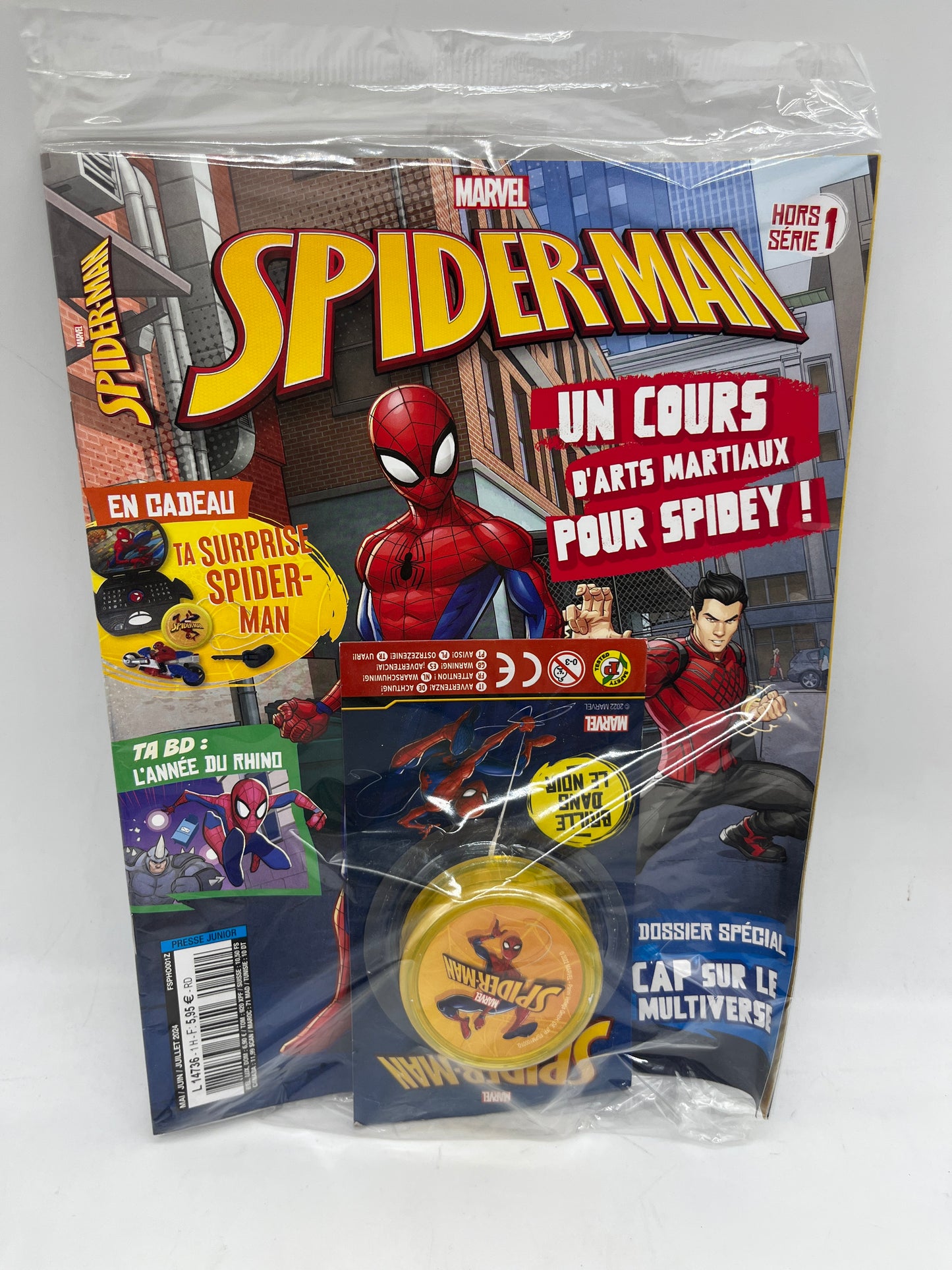 Livre d’activité  Magazine  Disney  Spiderman Marvel Avenger avec son yo yo  Neuf