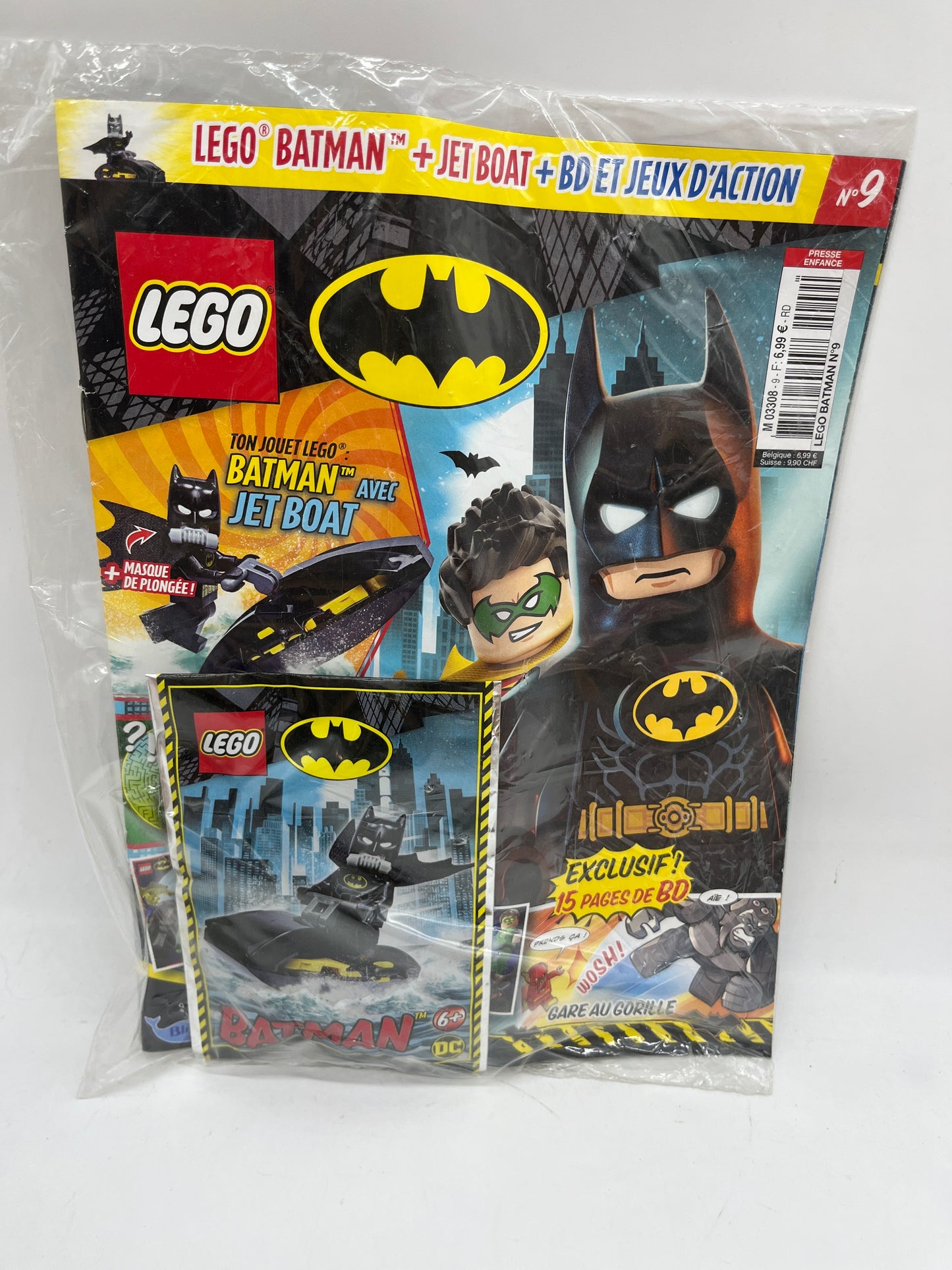 livre d’activité Magazine Lego Batman avec sa minifigure Batman et son jetboat  Neuf !