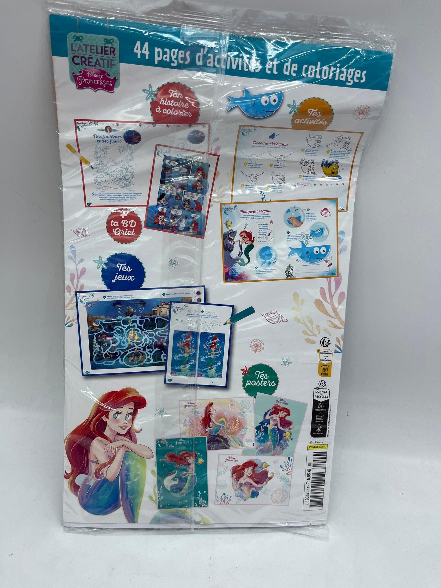 Livre d’activité  Magazine disney princesses Ariel avec son kit créatif Neuf