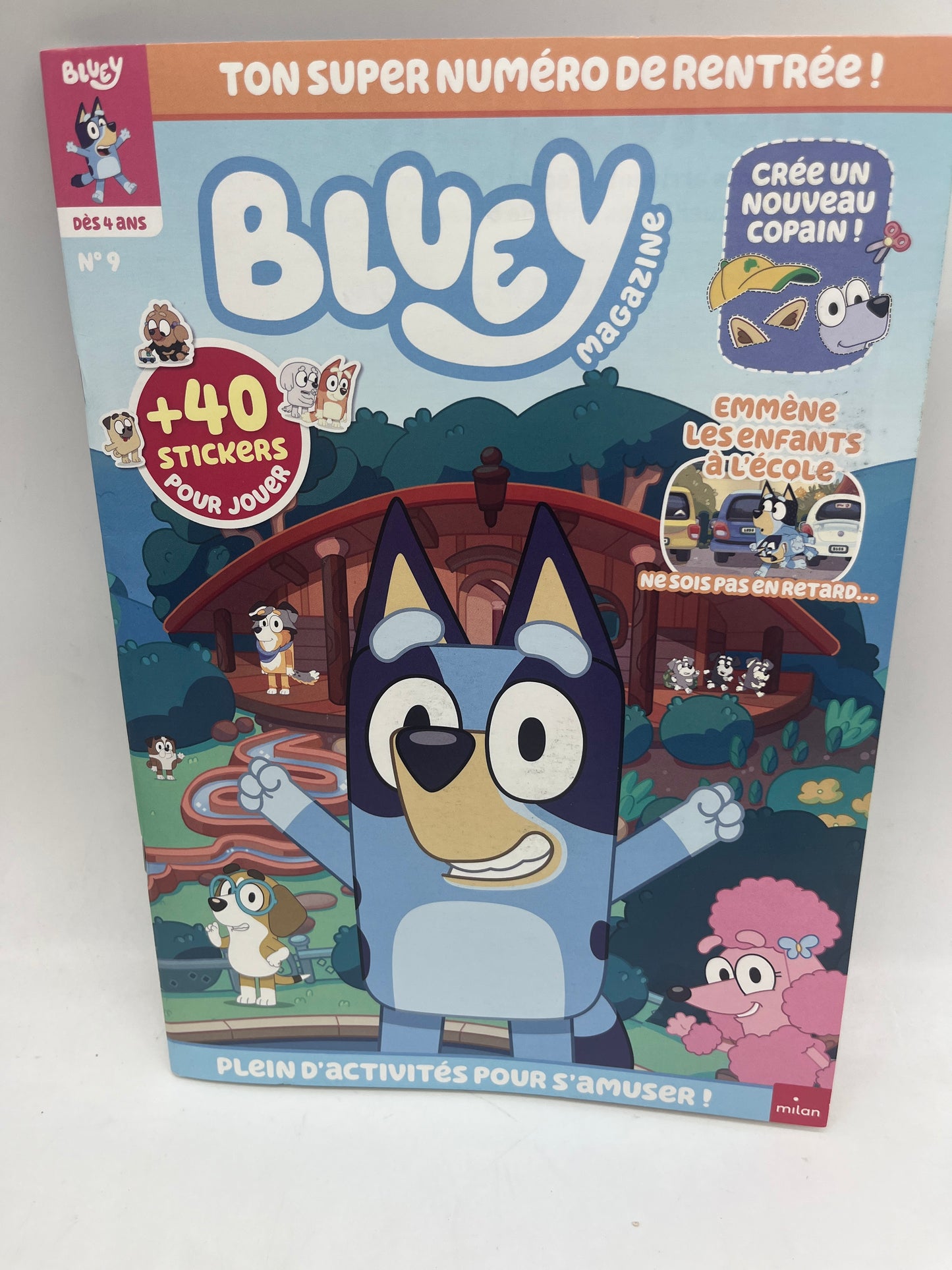 Livre d’activité magazine Bluey disney numéro 4 avec ses 40 autocollants Neuf