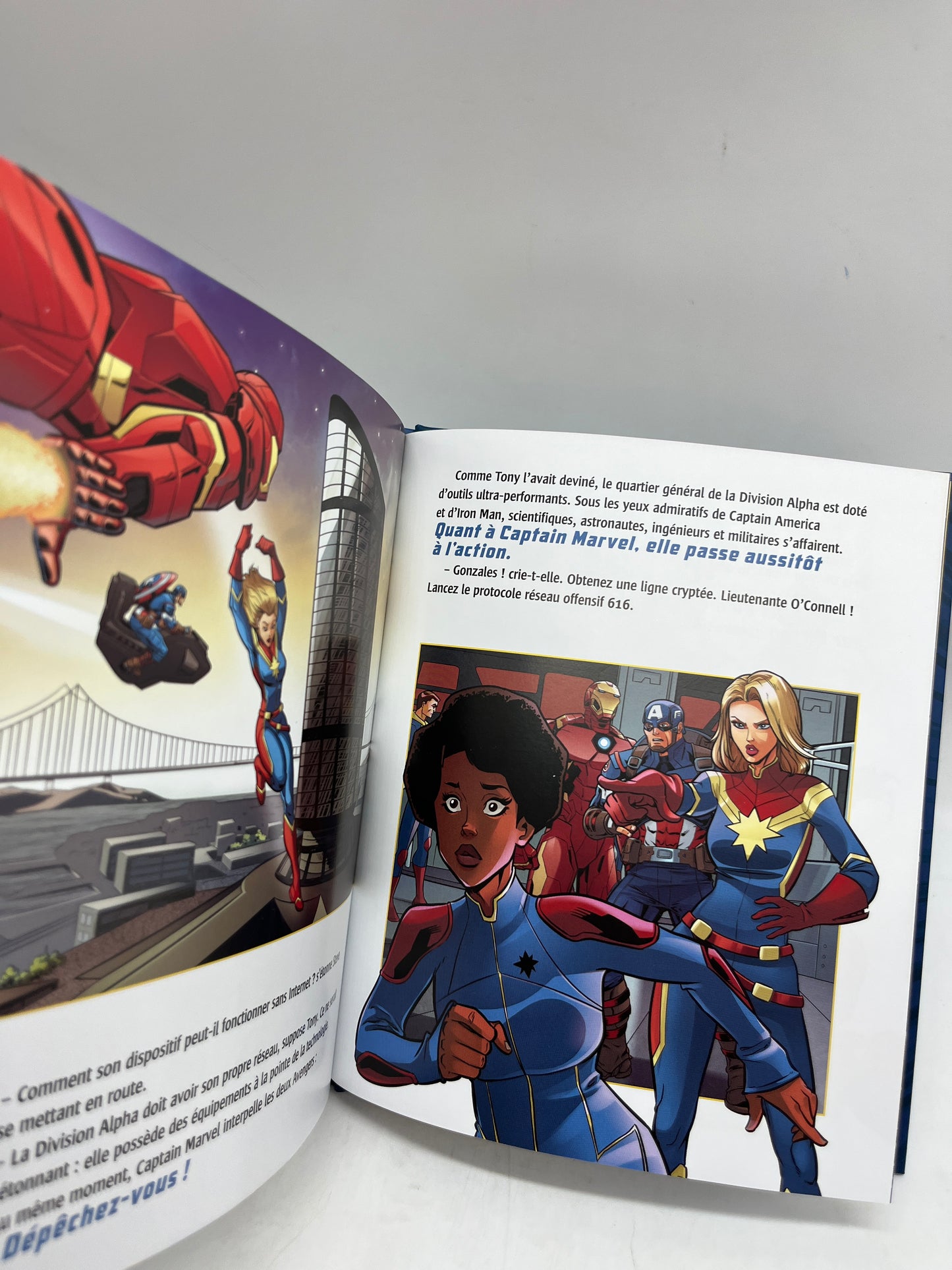 Livre histoire Disney Marvel Avenger Mes premières aventures Captain Marvel Neuf