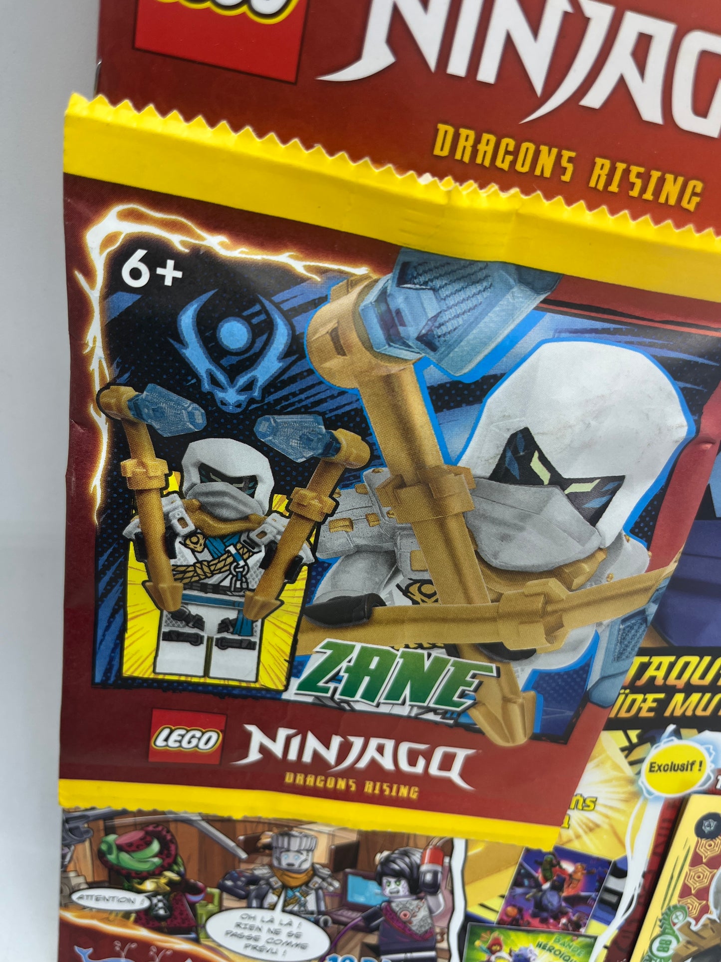 Livre d’activité Magazine Lego Ninjago  avec sa mini figurine Zane Neuf !