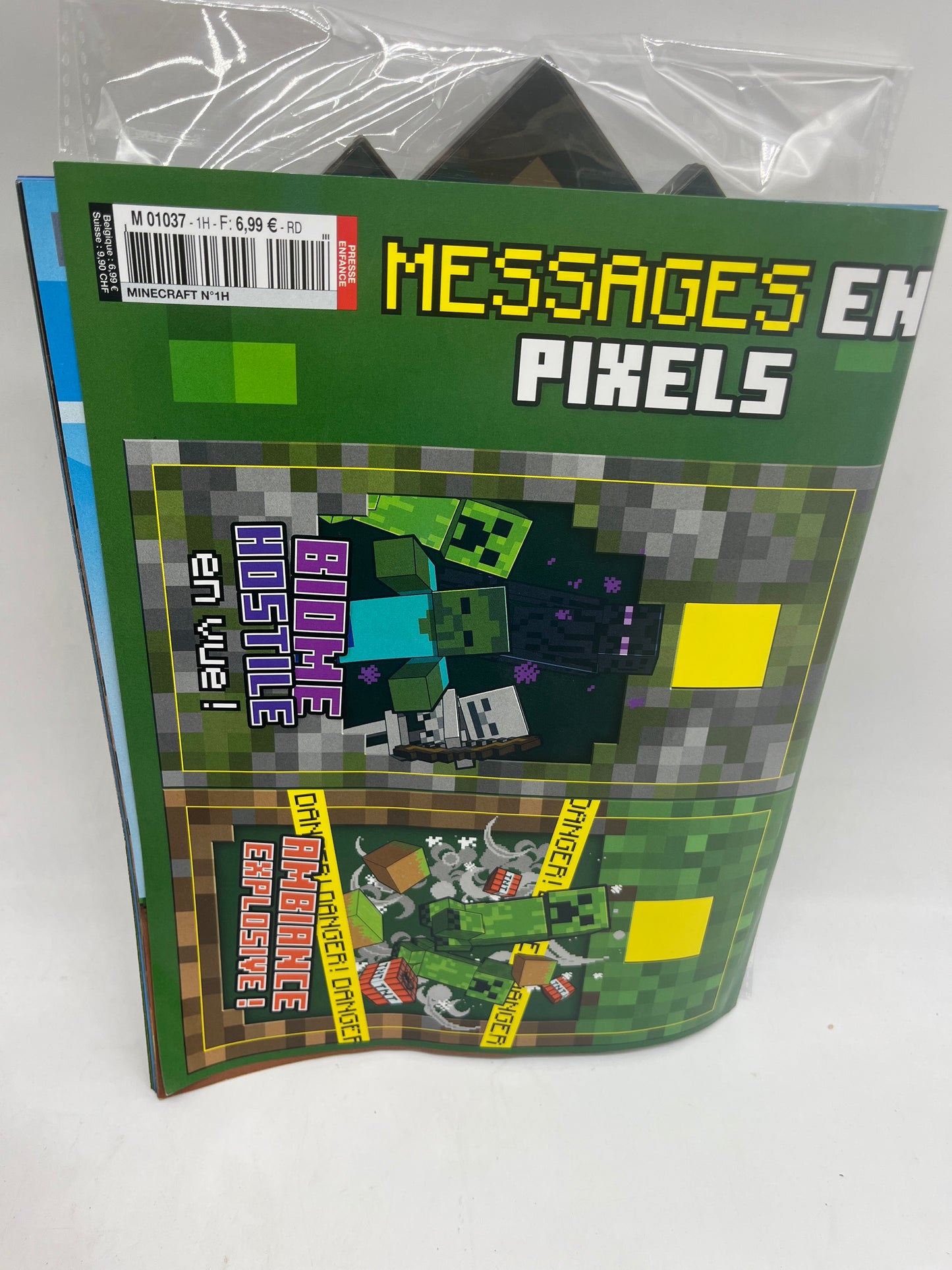 livre d’activité Magazine  Minecraft avec son épée neuf sous blister