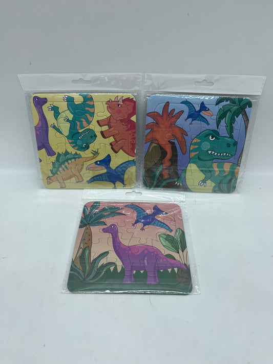 Lot de 3 Puzzles de 16 pièces modèle Dinosaures dino 🦖  neuf sous blister