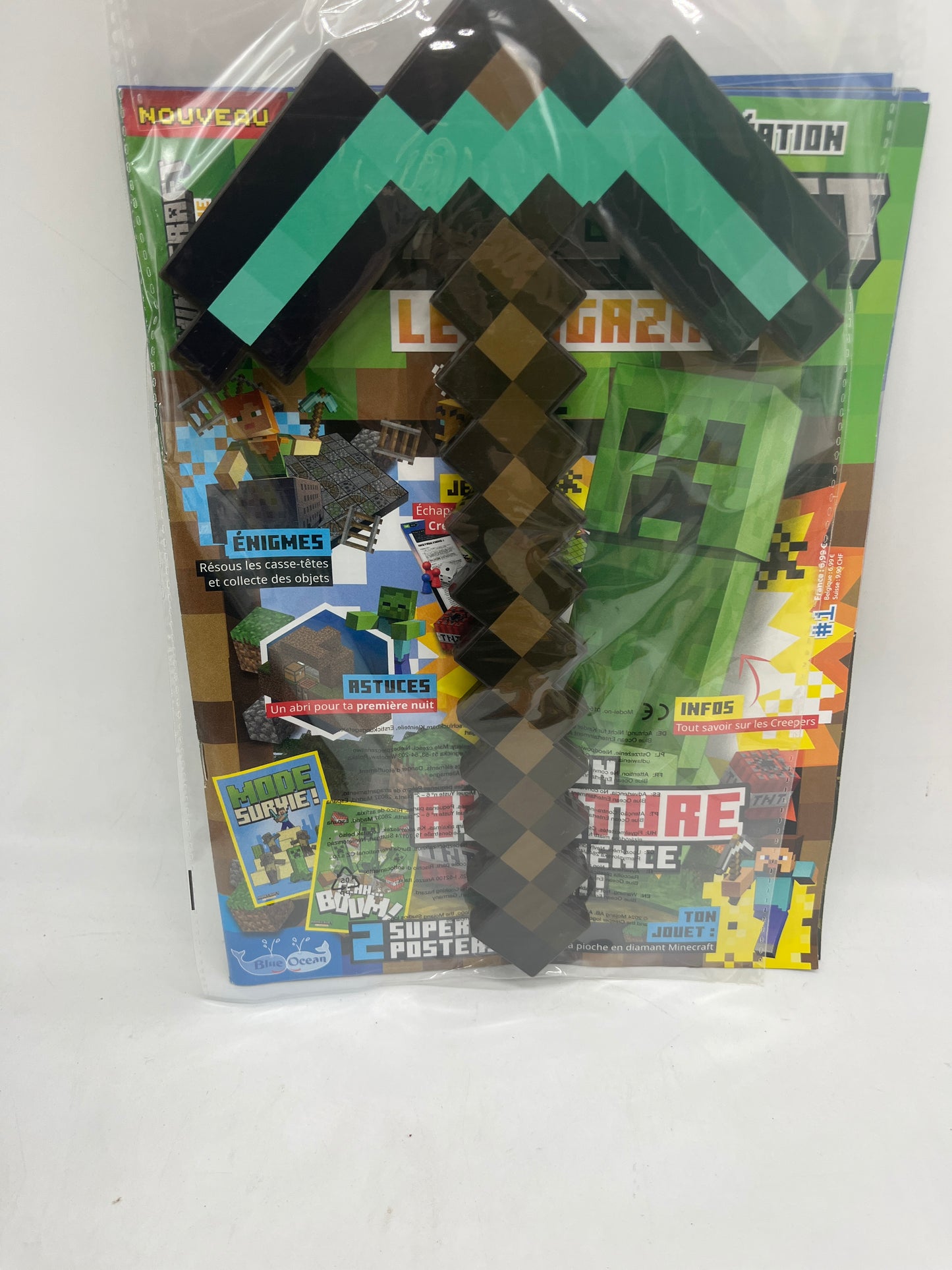 livre d’activité Magazine  Minecraft avec son épée neuf sous blister