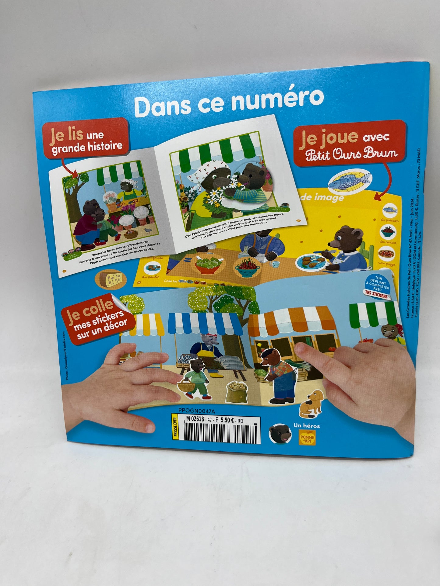 Livre d’activité magazine Les grandes histoires  de Petit Ours Brun thème au marché avec Papa Neuf ! Avec gommettes et imagier