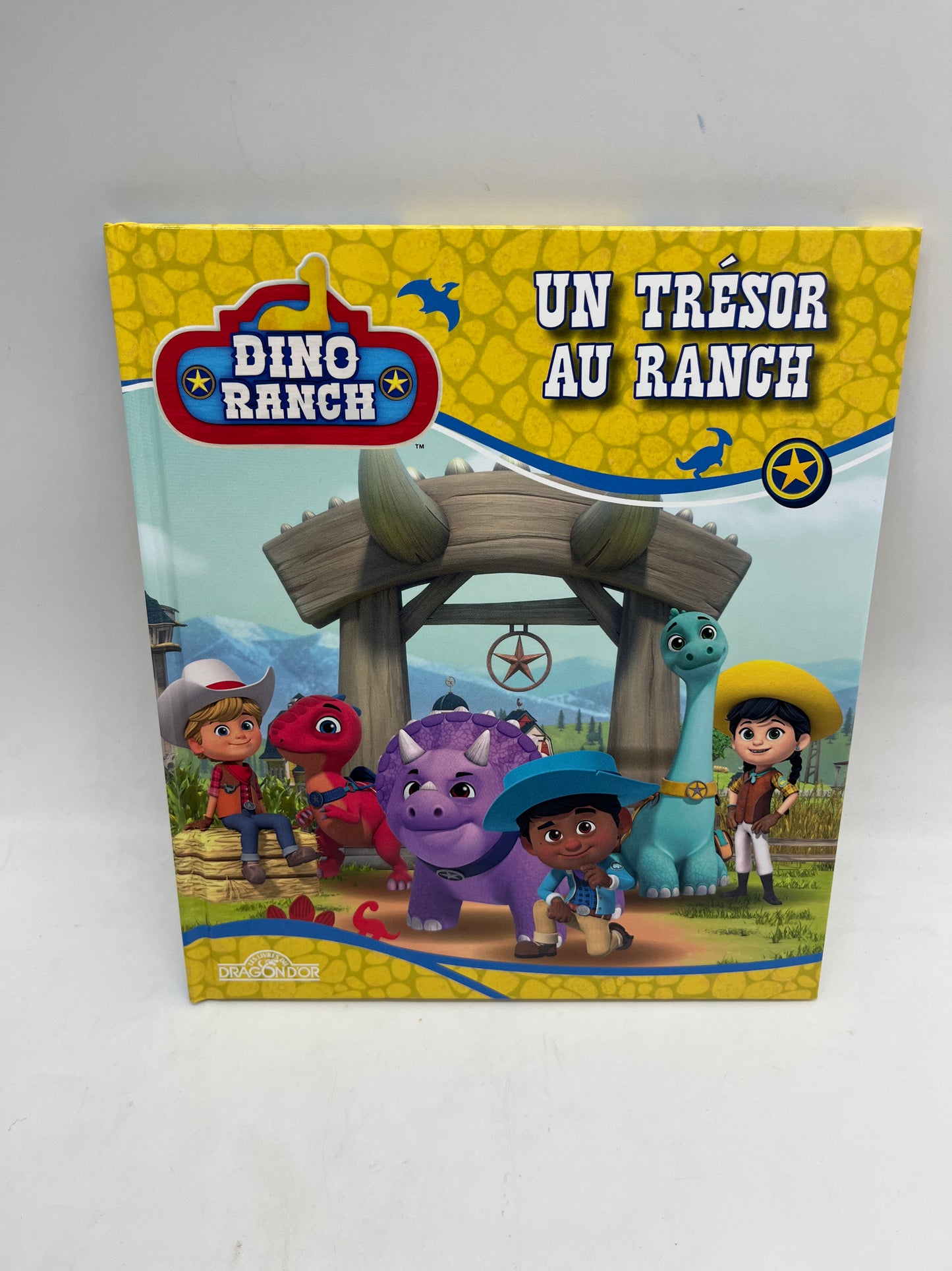 Livre histoire Disney DINO RANCH  un trésor au ranch Neuf Dinosaure