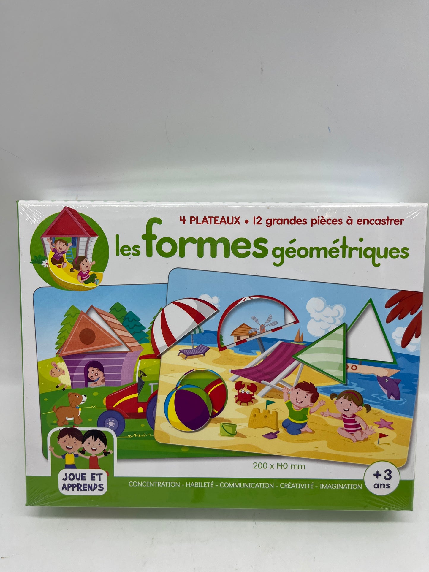 Jeu  de société Les formes géométriques  Jeu de concentration et observation Neuf