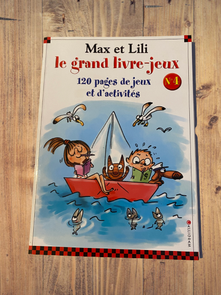 Livre activité Le grand livre-jeux 120 pages de jeux et d'activités  La vie avec Max et Lili  Modèle numéro 4