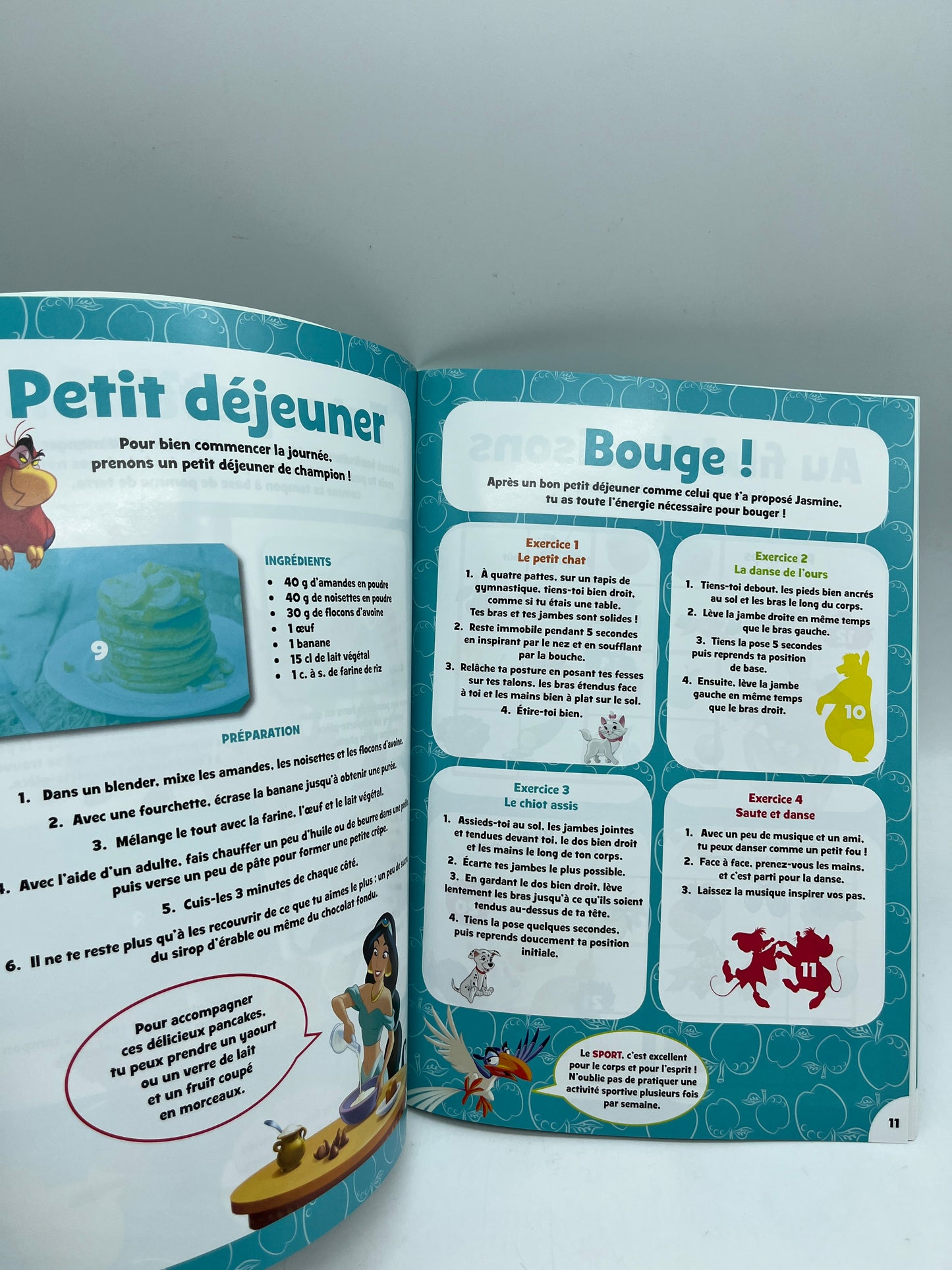 livre d’activité je découvre les fruits et les légumes avec mes amis de disneyNeuf