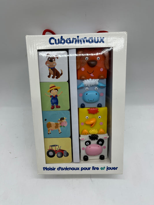 Coffret spécial tout petit Cube animaux  ses 4 cubes de bain  et ses livres illustrés modèle blanc Neuf