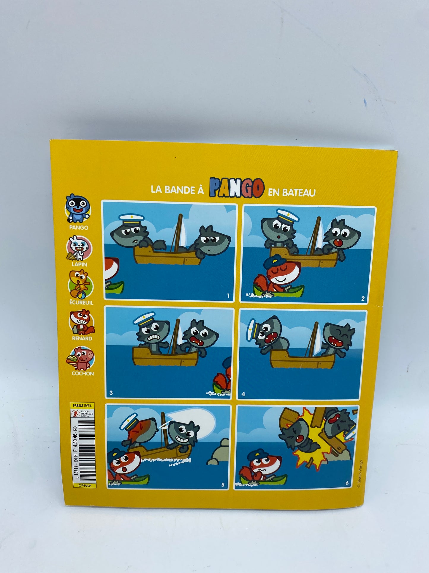 Livre d’activité Magazine Abricot modèle Vive la baignade Avec ses 45 stickers Spécial Maternelle  !